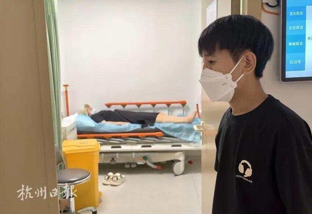 女子确诊白血病，男友为给她签字试药坚持领证结婚：她现在只有我了，这是她唯一活下去的机会