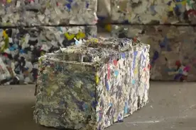 塑料垃圾秒变建筑砖块！无惧汽车碾压 还有一定耐火性图片