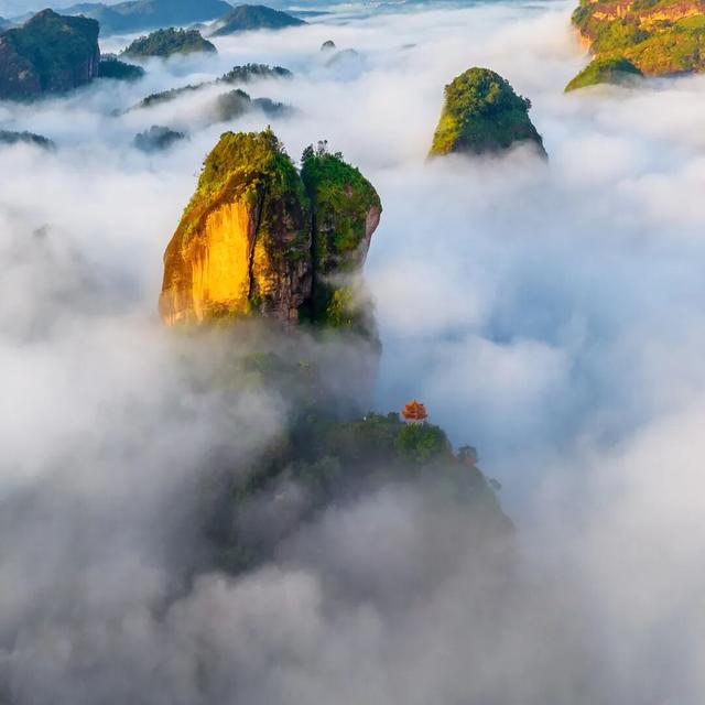 当龙虎山景点开启朋友圈，画风居然是这样！