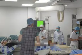 因“咳嗽”他差点失去生命，出现这种情况一定要注意！图片