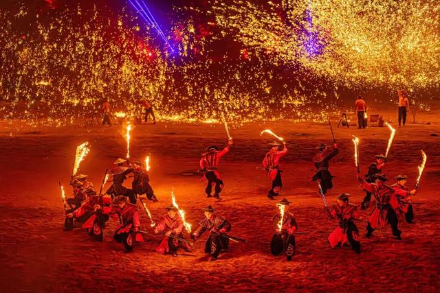 创新运营 全域沉浸｜万岁山武侠城何以从“新晋”到“顶流”？