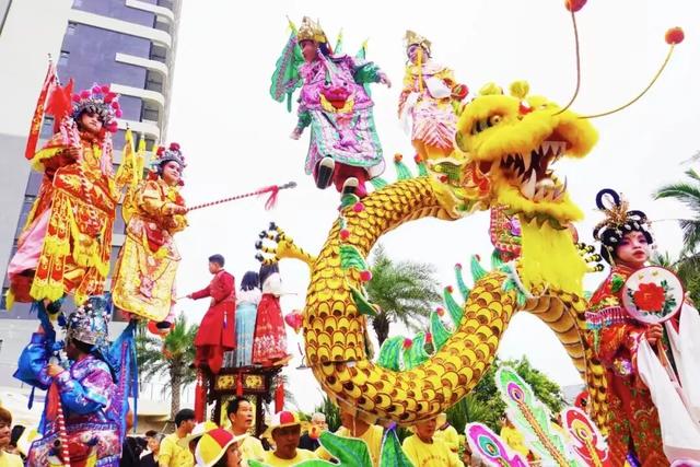 吴川飘色又双叒叕出圈了！法国漫画家点赞+省级文旅节亮相