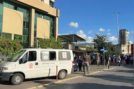 黎巴嫩多地寻呼机爆炸已致9死2800伤：电池被远程引爆，伊朗大使受轻伤图片