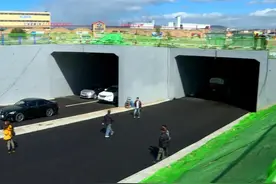 中企承建的蒙首都铁路地下通道项目一号通道正式通车图片