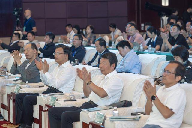 中国报业传媒2025文旅融合与媒体传播大会在十堰举行