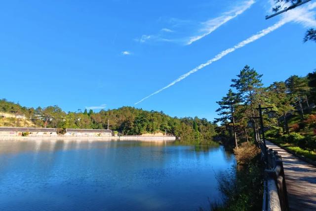 不赶行程的自由！屏南2天1夜，与草场、火凤凰、红柿子浪漫相遇