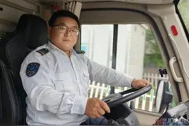 济南大山里的公交驾驶员马同林：国庆节坚守岗位保障村民顺畅出行图片