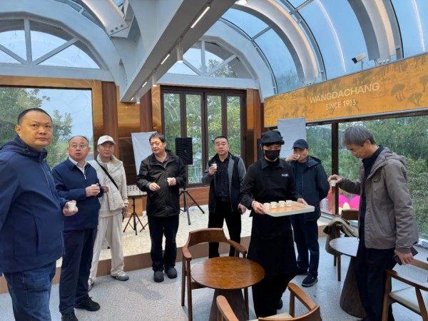 开封市供销社社有品牌——“王大昌茶坊”正式落户万岁山武侠城景区