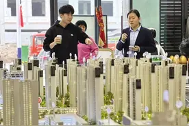 兰州：记者探访多个热销楼盘 购房利好政策频出 假期楼市热了图片