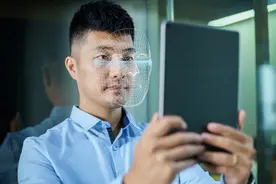 潮评丨保护个人信息，非必要不刷脸图片