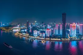 武汉去年GDP为21106.23亿元，比上年增长5.2%图片