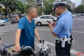 未戴头盔、骑车玩手机，罚！9月1日起“逗硬”图片