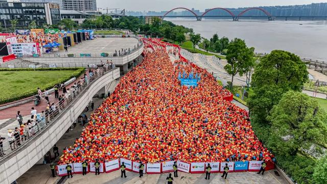 穿行大峡谷，走进山水画！2025张家界走娃报名启动（文末有福利~）