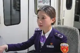 地铁“下班”去了哪，“回家”后就休息了？记者实地探寻地铁列车停运后的“秘密”图片