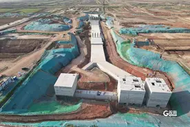 加快现代化水网建设步伐！官路水库围坝土料填筑全线合拢图片