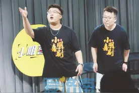 “00后”实习医生王俊焱：白天的白大褂与夜晚的表演台图片