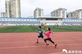 保持热爱奔赴山海|看，坚持运动的孩子们(组图)图片