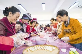 蟠龙社区持续深化“136”工作机制打造全方位嵌入式社区 互嵌共融建家园 邻里守望幸福长图片