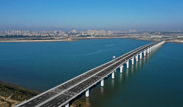 洪英士：我走上翔安大桥-纪念厦门经济特区成立四十五周年