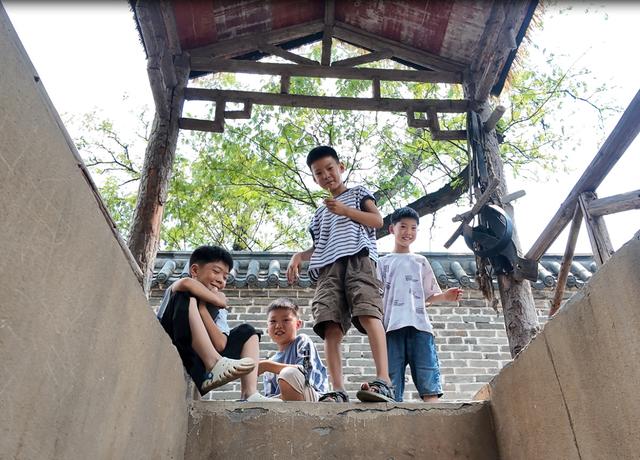 从防匪患、保家园到抗战“地下脉络”！一条1200米地道的抗战往事 | 探红色小镇 悟家国情怀⑦