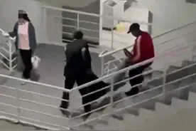 一大学生男扮女装闯入女寝求复合被电晕？校方回应→图片