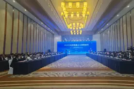 市委书记热情邀约！中关村科技企业家“组团”来青，看青岛与北京如何“双向奔赴”图片