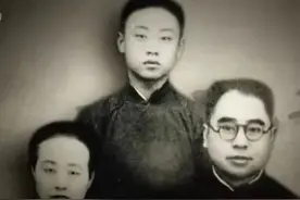 他的名字，曾被绝密28年！首次公开这份成绩单→图片
