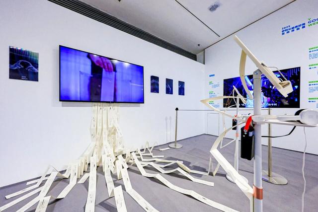 看完这场艺术展，突然好想“搭一下”这个世界