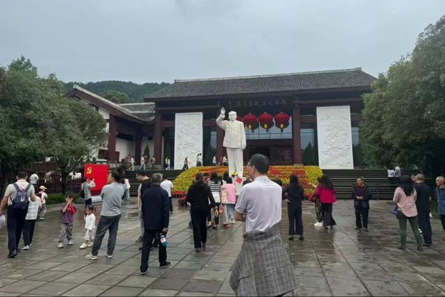 仪陇“双节”假期旅游火爆 全县A级景区共接待游客65.04万人次