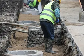 马上评｜一年天然气一年给排水，道路反复开挖不正常图片