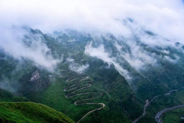 渝黔文旅携手送福利：高铁票=门票！50家精品景区请你免费游