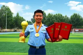 “榜样力量 青春该有的模样”大学生士兵典型人物事迹 | 胡雷洋：投身军营披戎装 挥洒青春献国防图片