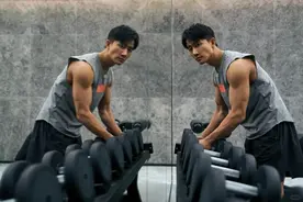 自律的黄轩，太可怕了图片