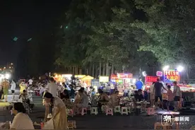 收入变2倍！上市公司董事长秘书裸辞后夜市出摊：已瘦8斤图片