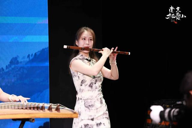 听腻了流行音乐？不如来一场山谷空灵的声音旅行