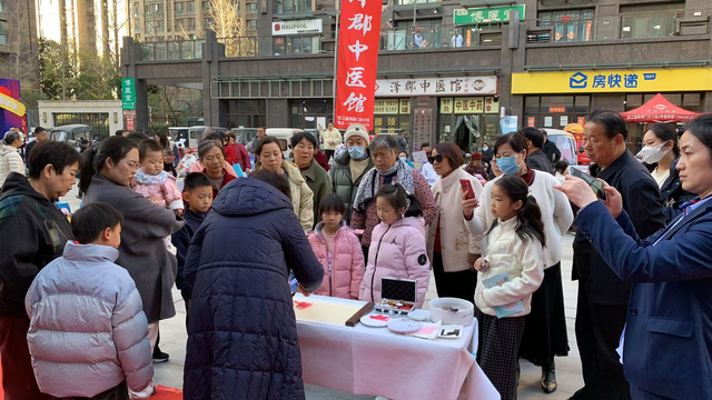 大象新闻第五届社区文化公益行走进瀚苑社区