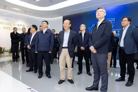强化科技创新策源功能，加快国际科技创新中心建设！市人大代表开展集中视察，张全参加图片