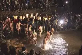 “没有足够的年轻人参加”，日本流传千年的“苏民祭”停办图片