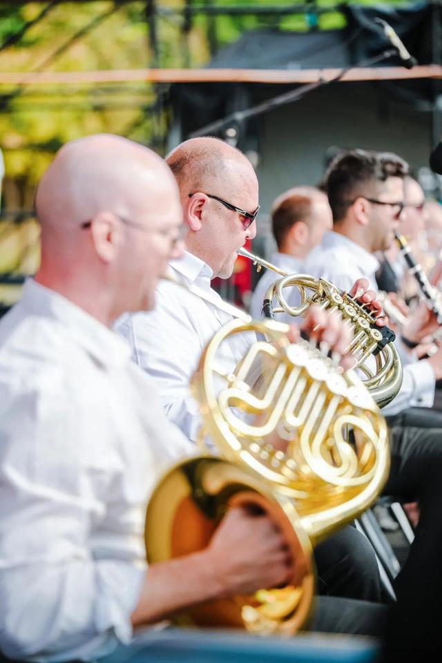 深圳莲花山草地音乐节，一个城市的年度仪式感