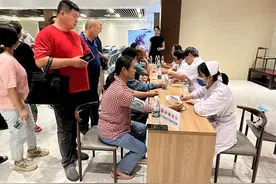 连云港徐圩新区：党建引领服务“两新”群体 暖心驿站很暖心图片