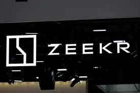 极氪MIX“宝宝巴士”发布五种配色选择，将于10月23日上市图片