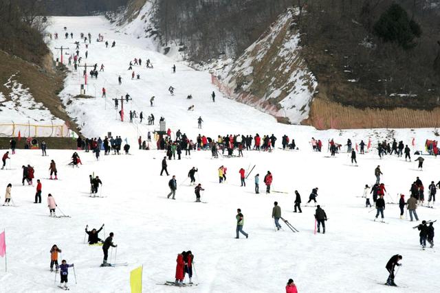 强降雪将至！雪后去撒欢儿，郑州及周边滑雪场推荐→