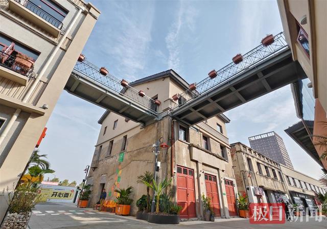 百年老街“爷青回”，武汉青山正街成新晋网红打卡地