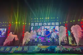 内蒙古扎赉特旗：机车音乐节点燃夏日激情图片