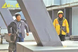 “孔乙己”的囧“骆驼祥子”的跑“刘姥姥”的暖图片