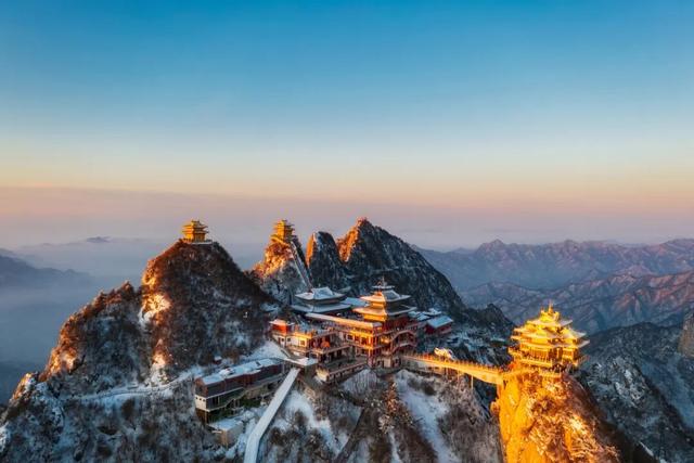 11月最应该去哪里旅行？