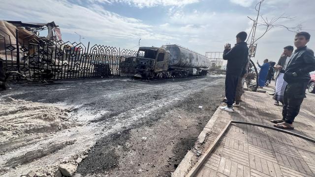 也门萨那遭以色列空袭后画面曝光