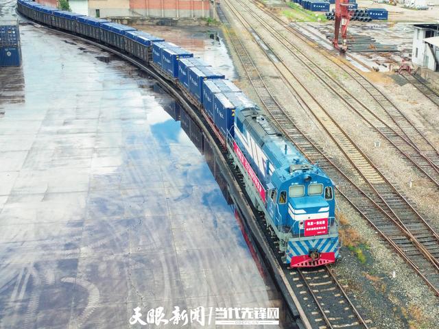 年中经济观察 | 贵州：服务业创新生态瞄准大市场