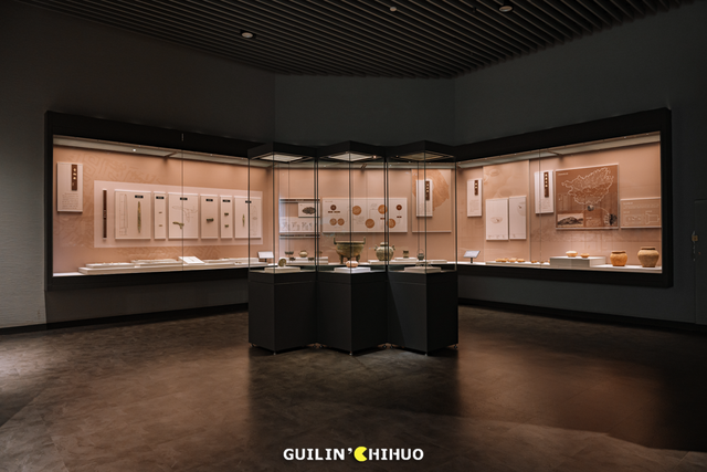 在桂林过大雪：暖汤、红柿、碧水…藏着南方冬日最惊艳的色彩