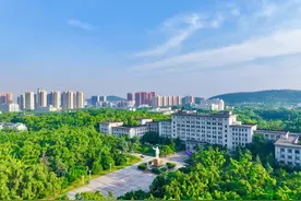 华中科技大学：在湘招生515人图片